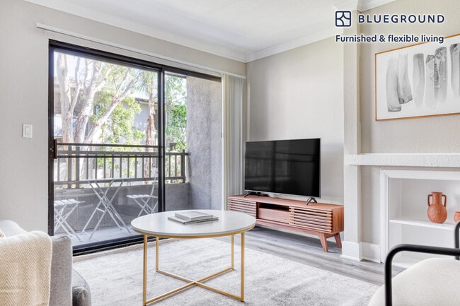 Photo - 6333 Canoga Ave Unit FL2-ID694