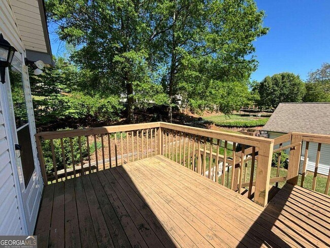 Building Photo - 411 Jeffords Rd