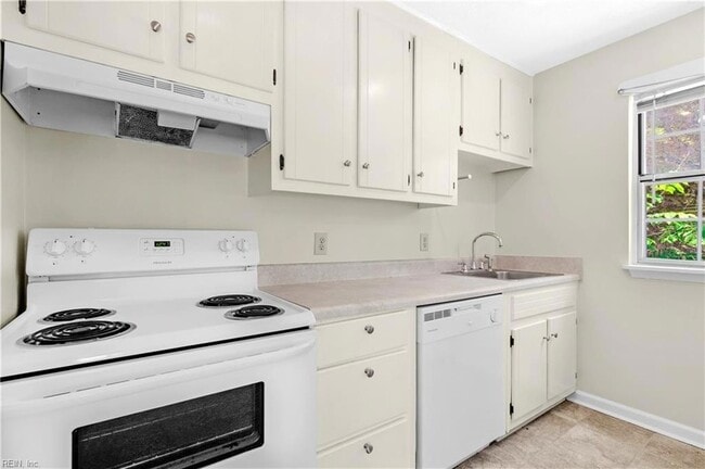 Photo - 6667 Cedar Lake Dr Unit 2
