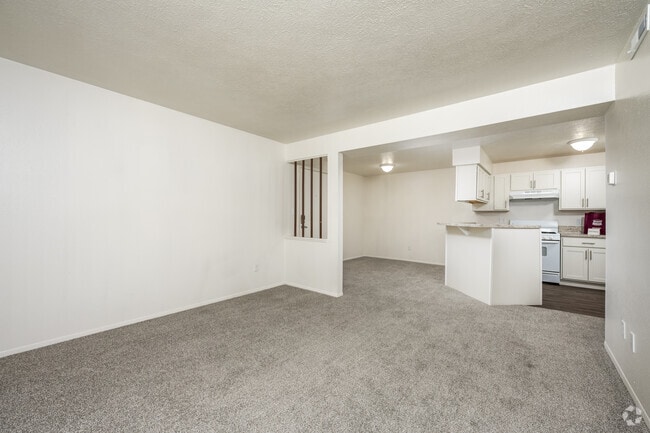 1BR, 1BA - 714SF - Living Room/Kitchen - South Bridge Apartments