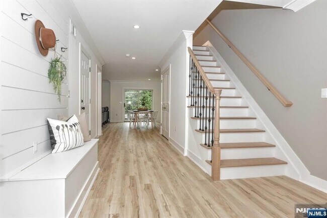 Photo - 120 Collignon Way Unit 120