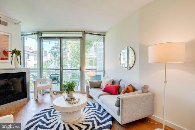 Photo - 1300 13th St NW Unit 309