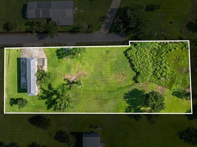 Photo - 178 Wallace Moore Rd