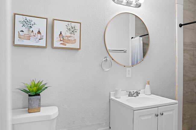 Photo - 3602 E Genesee St Unit SI ID1244340P