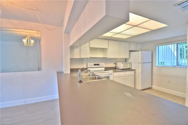 Photo - 2330 Naples Trace Cir