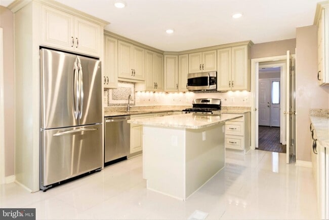 Photo - 10322 Dunn Meadow Rd