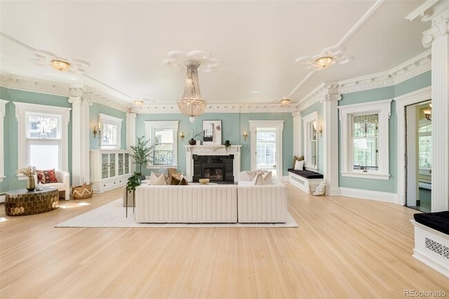 Building Photo - 680 Clarkson St