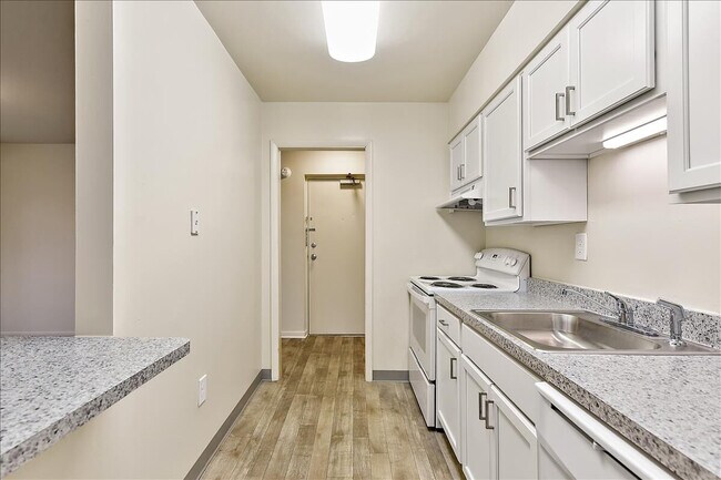 Photo - Parkwood Apartments