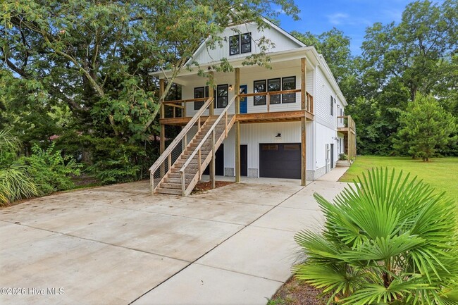 Photo - 213 Myrtle Ave
