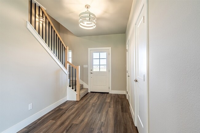 Photo - 2044 Salina Cir