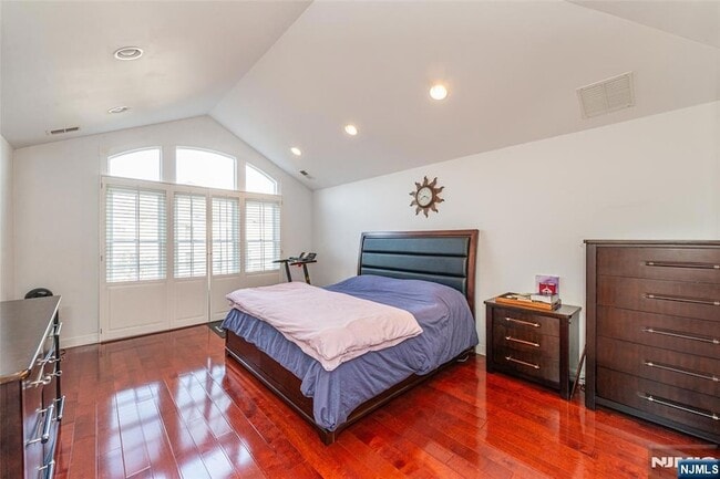 Photo - 115 Kensington Ln Unit 196