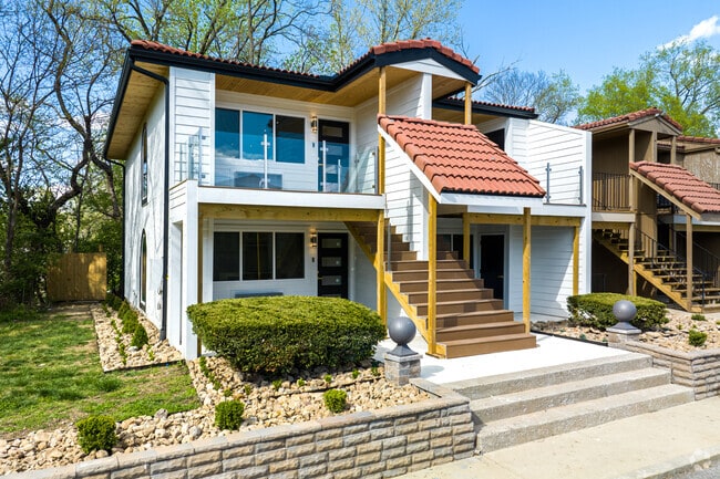 Penthouse - Mission Road Studios