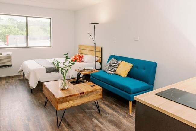 Photo - 275 Research Pkwy - Encore Apartments