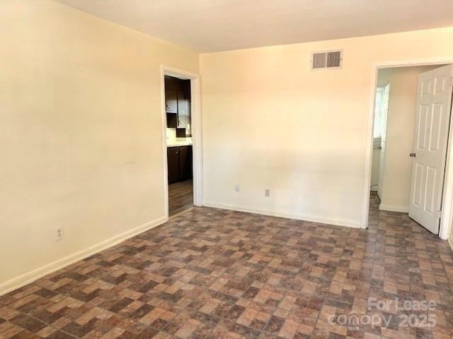 Photo - 260 Church St N