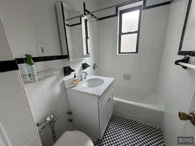 Photo - 32-15 35th St Unit F5