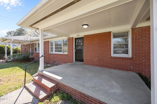 Photo - 1206 S 9th St