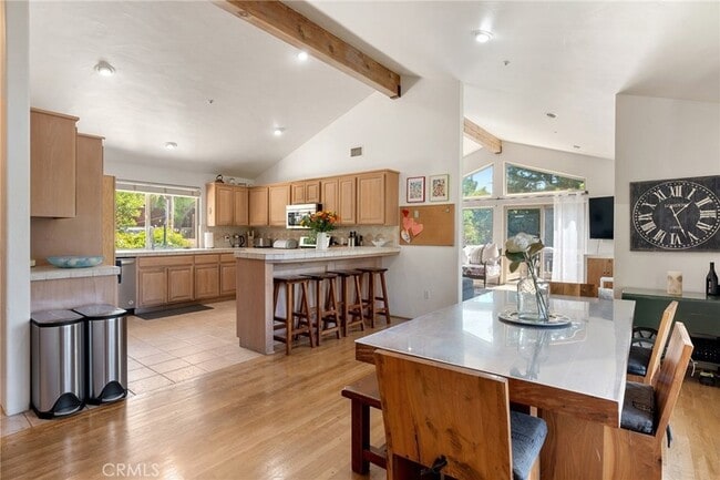 Photo - 1733 Arteique Rd