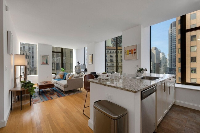 Photo - 10 Hanover Square Unit SI FL21-ID1076252P