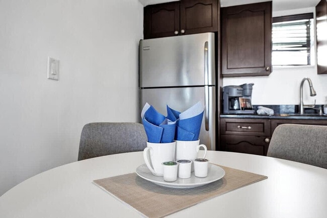 Photo - 333 Walnut St Unit ID1312669P