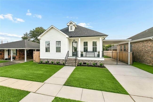 Building Photo - 8433 Colonel Dr