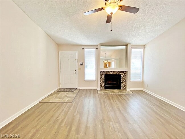 Photo - 704 Calahan Point Dr