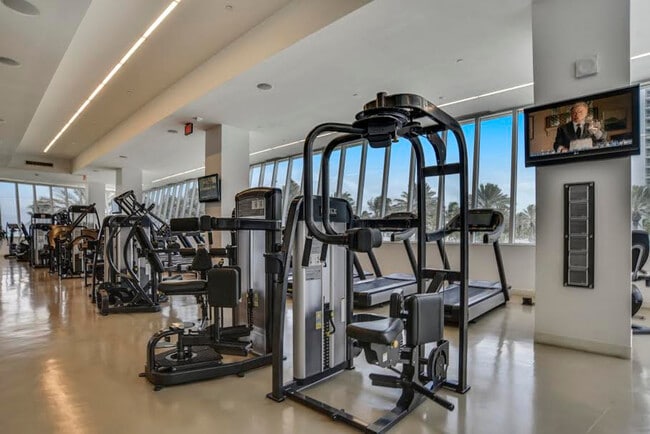 Photo - 4391 Collins Ave Unit SI ID1540431P