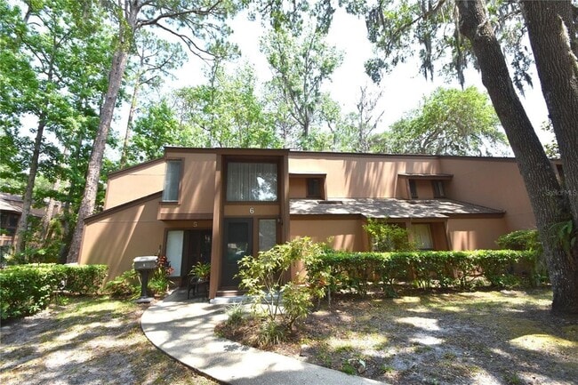 Photo - 6 Broadmore Cir