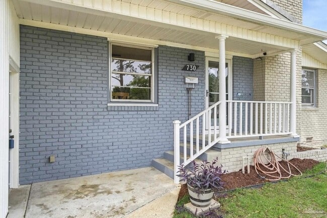 Photo - 730 Nagel Dr