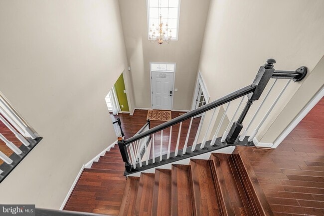 Photo - 206 Markham Ct