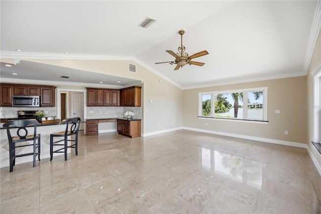 Photo - 1714 Claw Ct