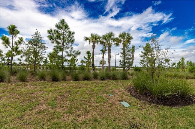 Photo - 16572 Kingwood Ln Unit 3611