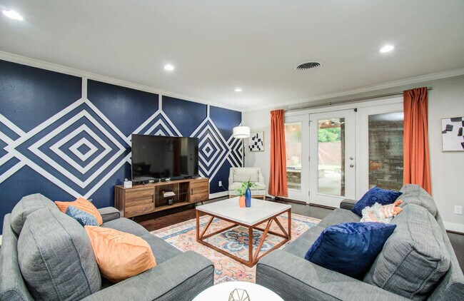 Photo - 4749 Benning Dr Unit ID1019531P