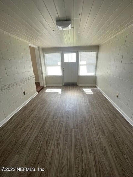 Photo - 4737 Blount Ave