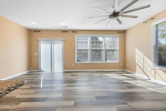 Photo - 7603 Weathered Oak Way