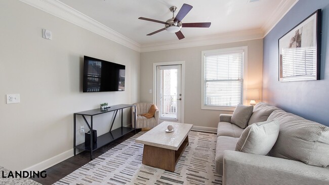 Building Photo - 3000 Daventry Cir Unit 6106