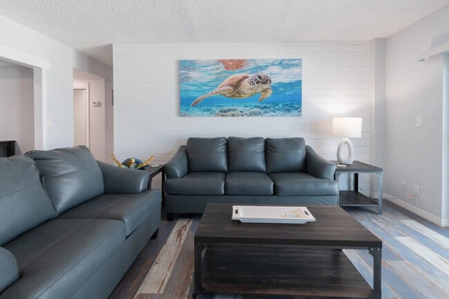 Photo - 205 Jimmy Buffett Mem Hwy Unit FL2-ID1044403P