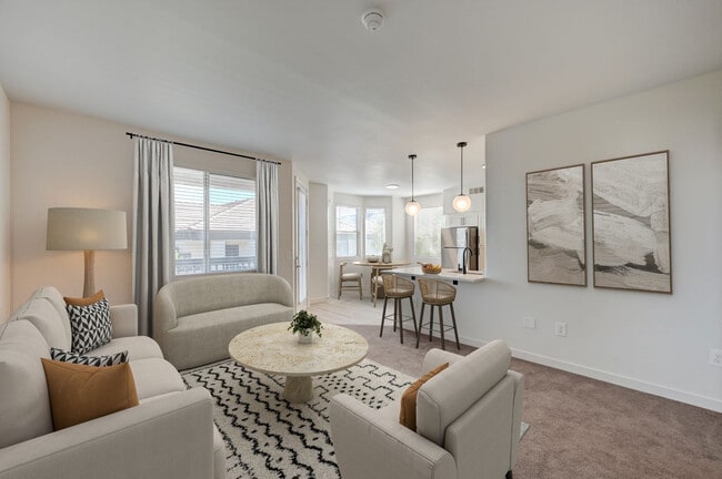 Building Photo - Viviani