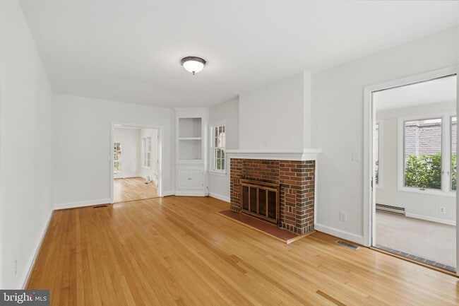 Photo - 4403 19th St N