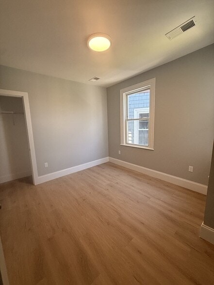Photo - 7 Thornley St Unit 1