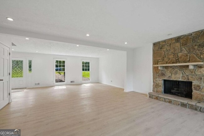 Photo - 5132 Willow Point Pkwy