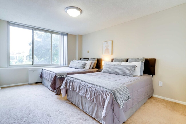 Photo - 1600 S Eads St Unit GO FL3-ID1022407P