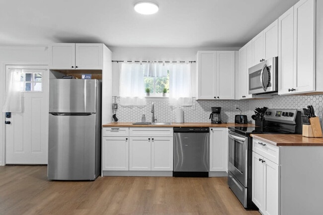 Photo - 806 S Watkins St Unit ID1043536P