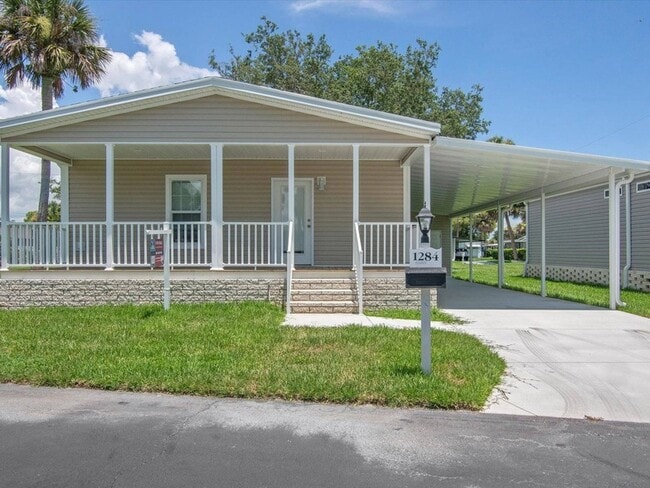 Photo - 1284 Plymouth Pl