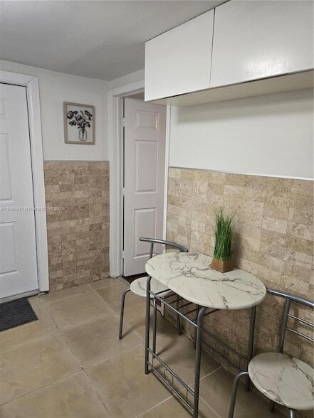 Photo - 5712 Hollywood Blvd Unit 1