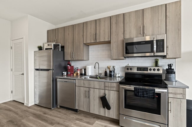 Photo - 741 Spring Garden St Unit SI ID1549964P