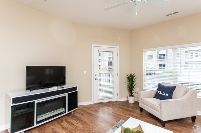 1BR, 1BA - 791 SF - Cooper - The Fenimore