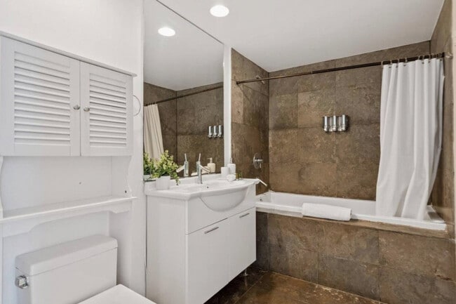 Photo - 481 Brickell Ave Unit SI ID1520361P