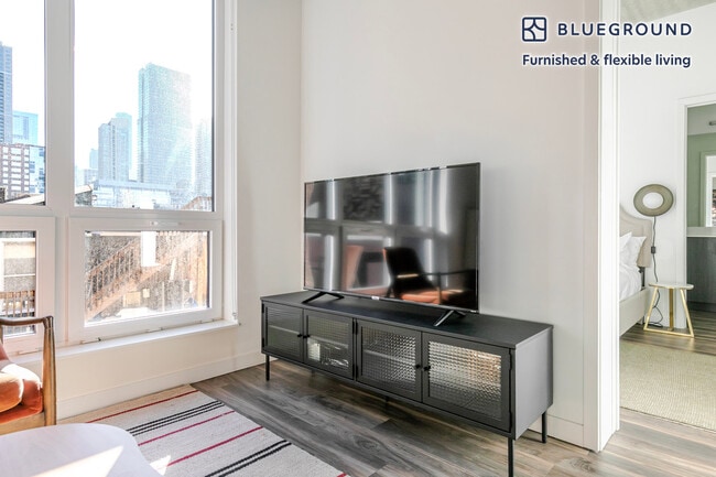 Photo - 61 W Erie St Unit SI FL4-ID1411