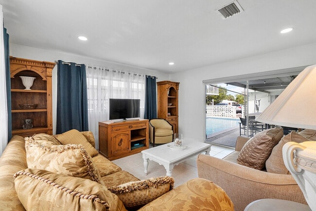 Photo - 2175 SE 6th St Unit ID1380878P