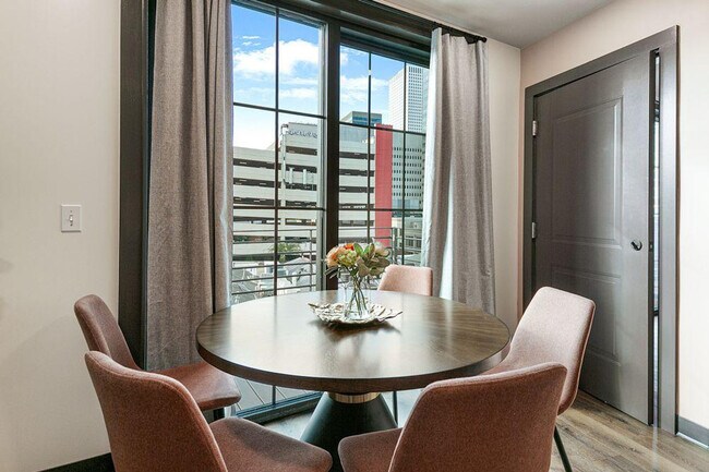 Photo - 611 Commerce St Unit ID1267087P